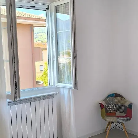 Larius Apartment *
