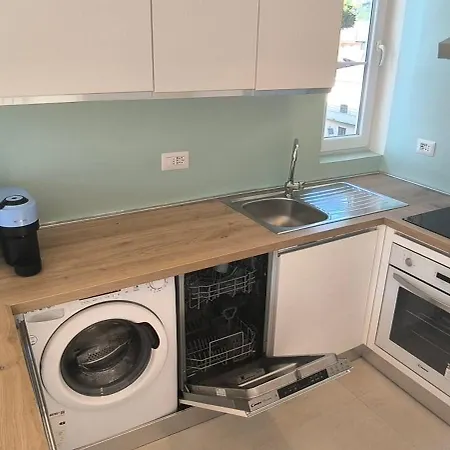 Larius Apartment