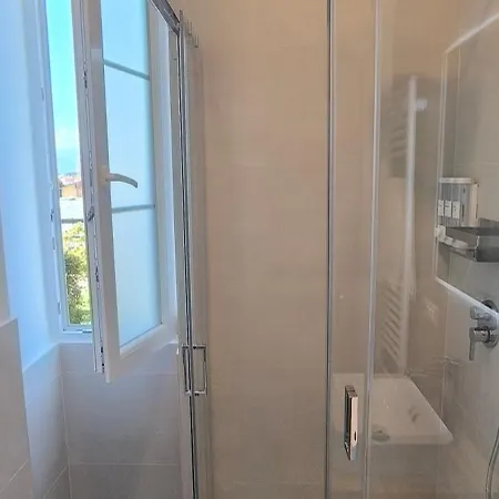 Larius Apartment