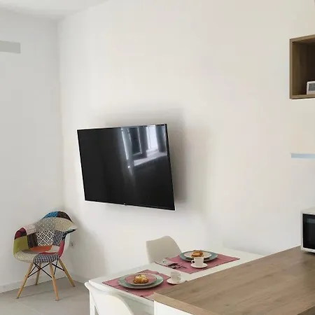 Larius Apartment Lecco